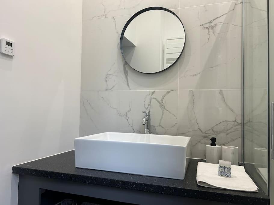 Vieux-Lille Appartement Renove Avec Une Chambre Eksteriør billede